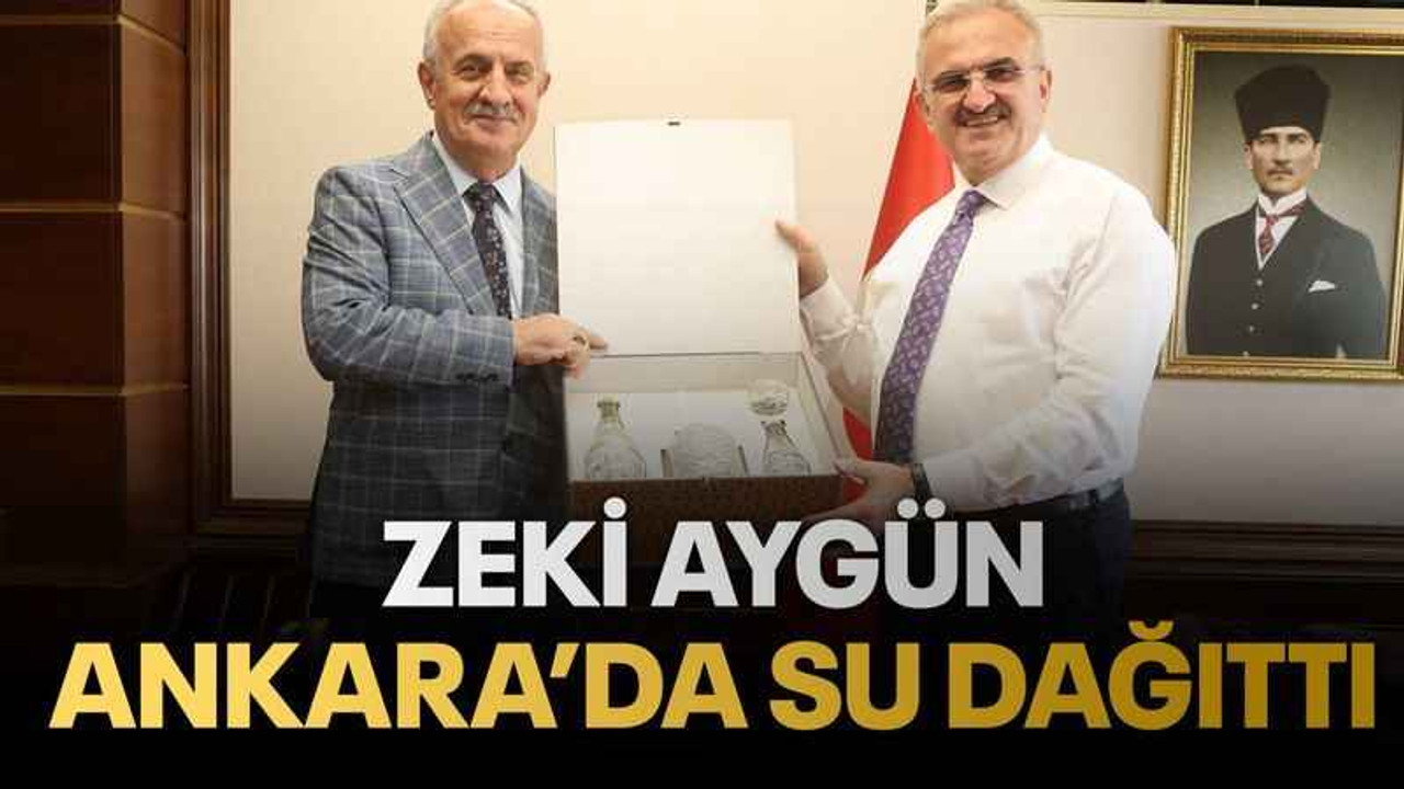 Zeki Aygün, Ankara’da su dağıttı
